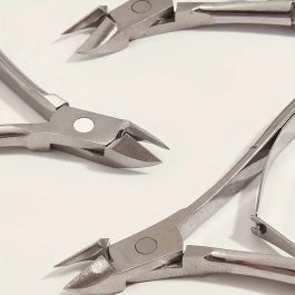 Professional Stainless Steel Cuticle Nippers – Precision Manicure Tool